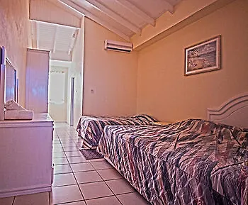 Four Springs Villa Rodney Bay 4*,